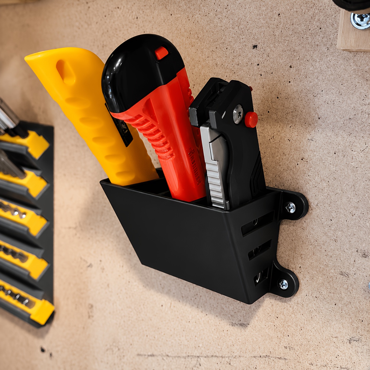 Wall-Mounted Four-Slot Utility - огляд і ціна Workshop Tools Knife