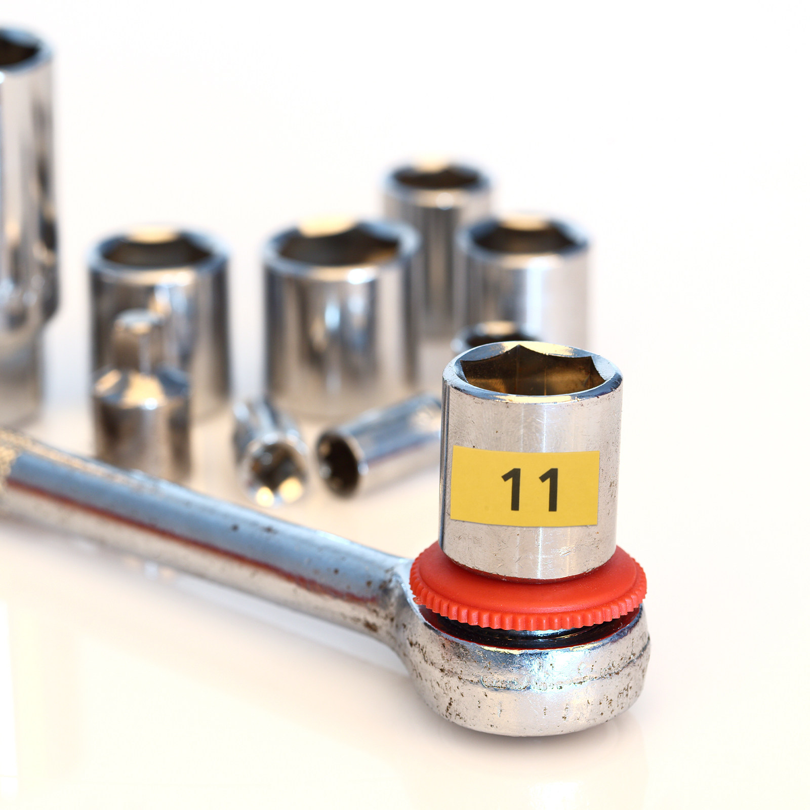 20Sheets Socket Wrench Sticker - огляд і ціна Tools Mechanical Workshop